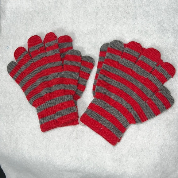Kids Unisex Cold Weather Gloves MIX & MATCH 2 PAIR 1 PRICE Knit Stretch NEW - Picture 3 of 9